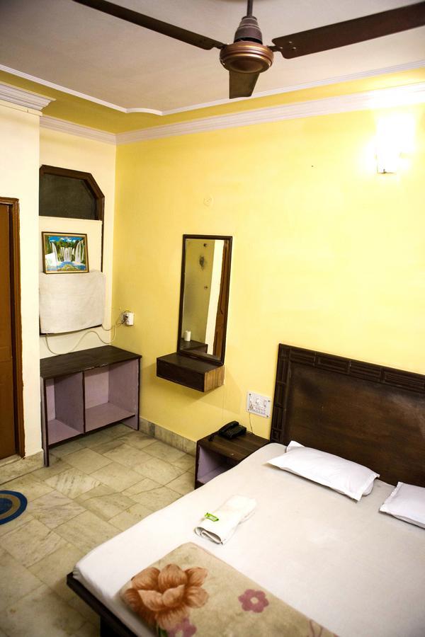 Hotel Venus International New Delhi Exterior foto