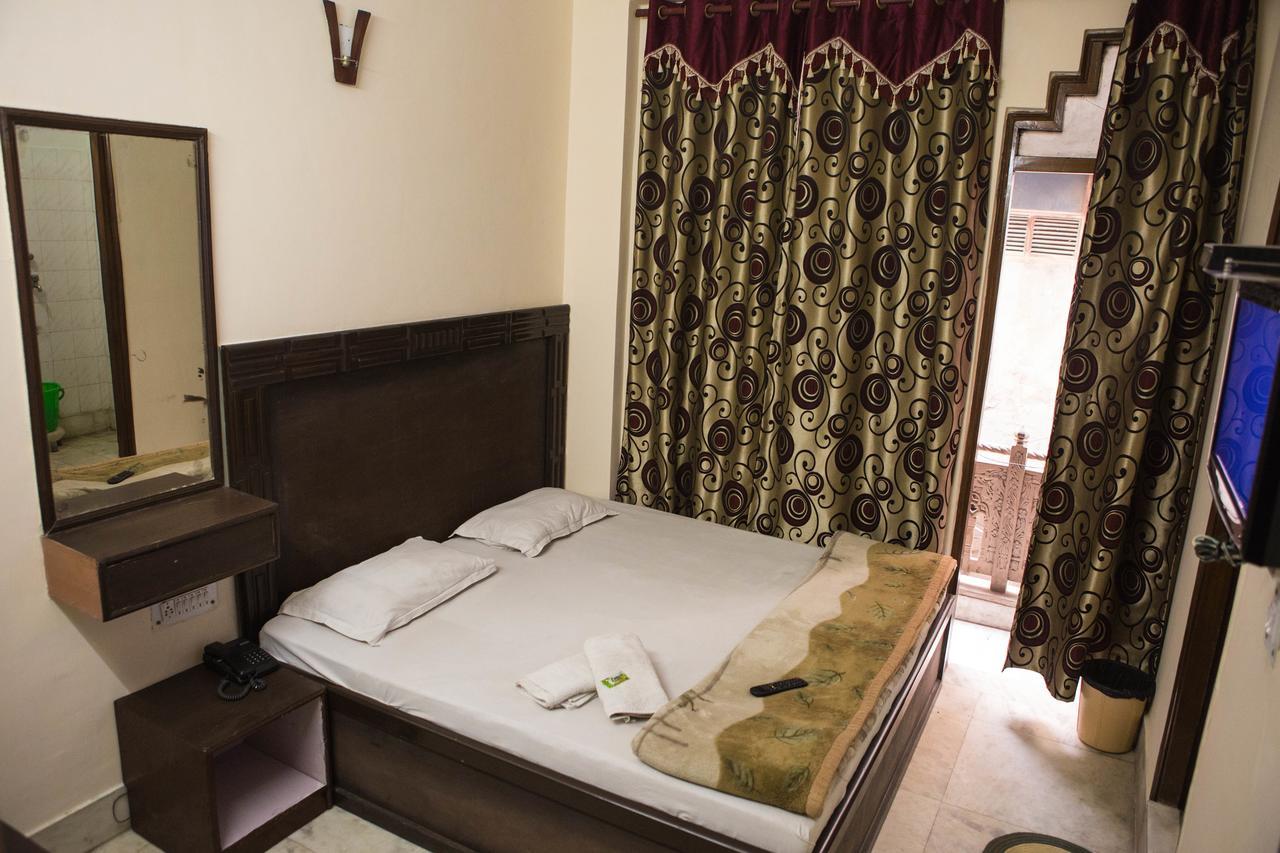 Hotel Venus International New Delhi Exterior foto
