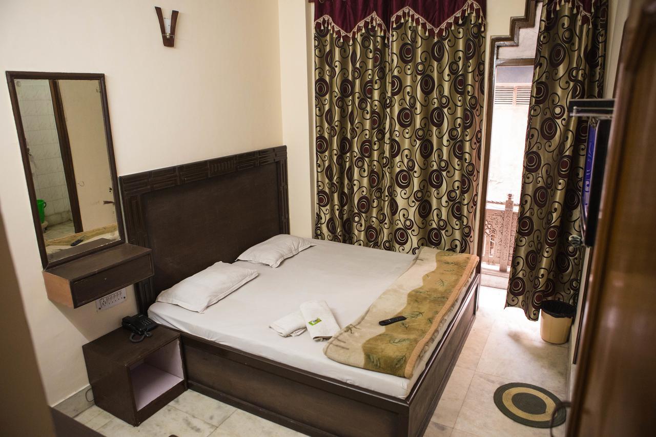 Hotel Venus International New Delhi Exterior foto
