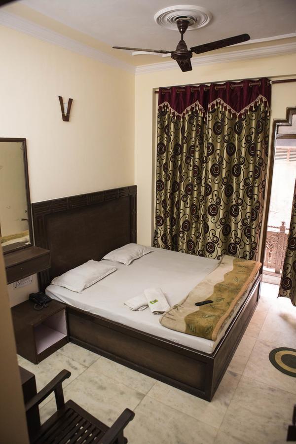 Hotel Venus International New Delhi Exterior foto